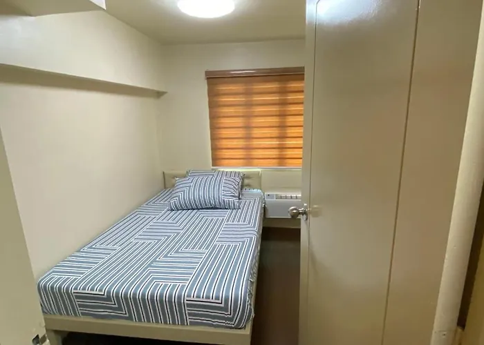 Whereabouts Midway Condotel Apartment *